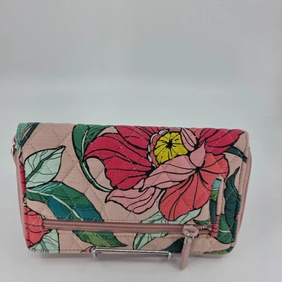 Vera Bradley Pink Floral Quilted Cotton Turnlock Wallet Zip Around Botanical - Picture 2 of 12